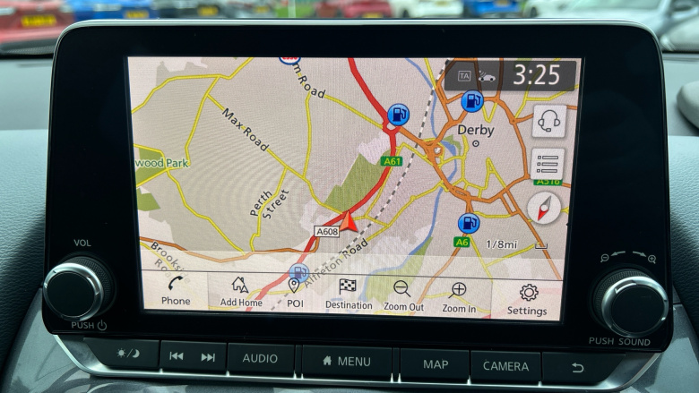 Nissan Juke 1.0 DiG-T 114 N-Connecta 5dr Petrol Hatchback